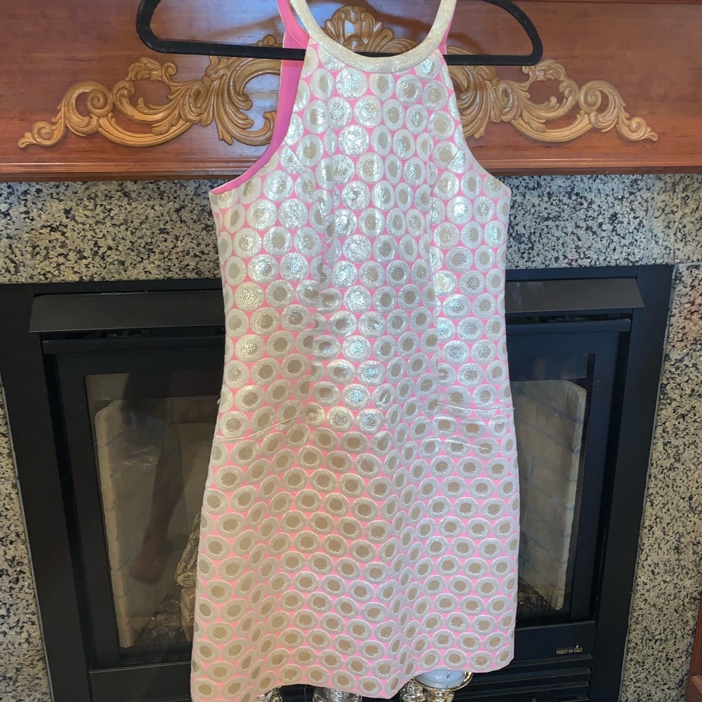 Women’s Lily Pulitzer Summer Dress. Pink and Gold Lining. Size 2